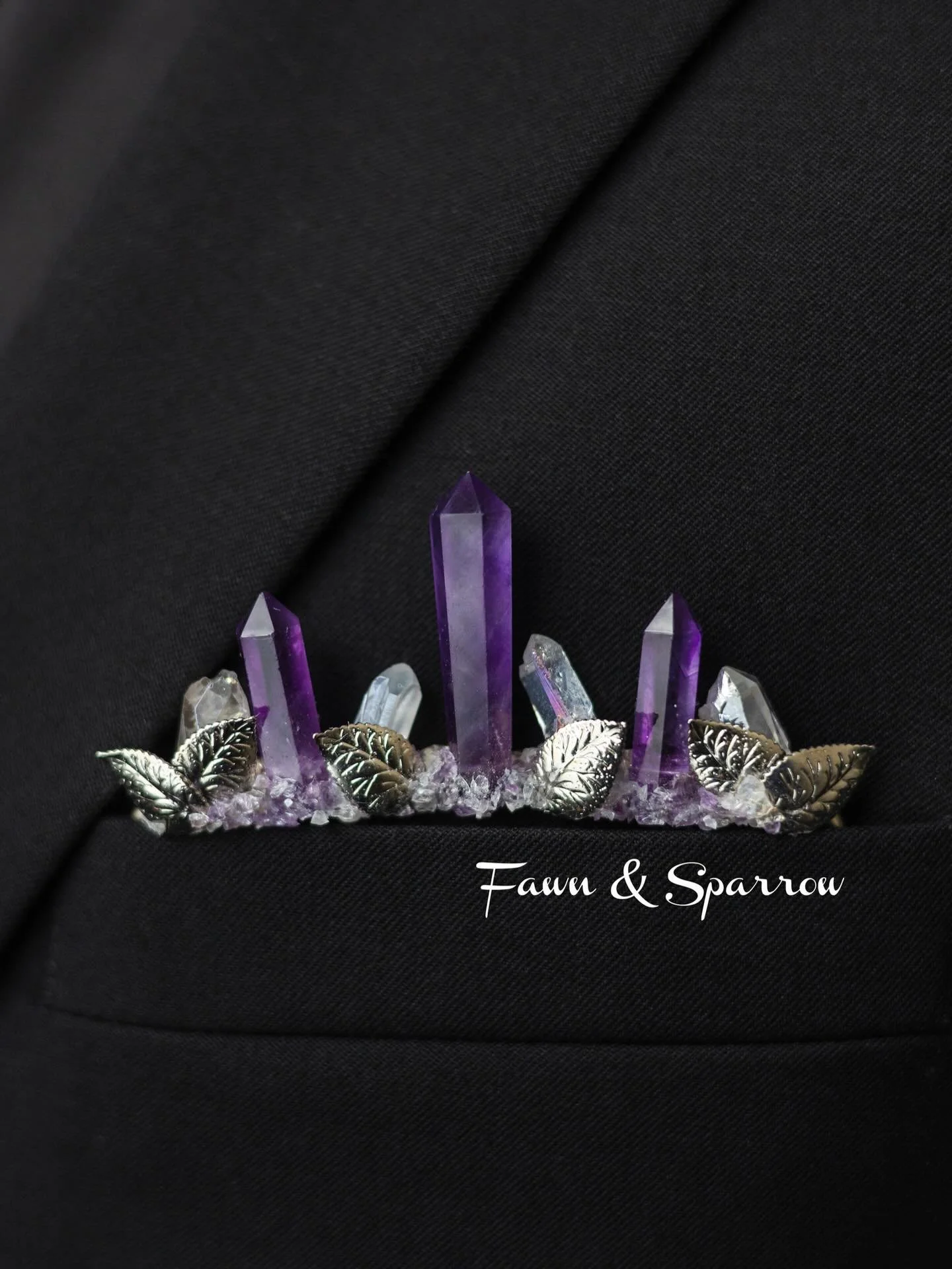 Amethyst restock! Metal colors available: Gold, Silver or Black 💛🩶🖤 #pocketsquare #mensjewellery #crystalpocket #amethyst #menslapel