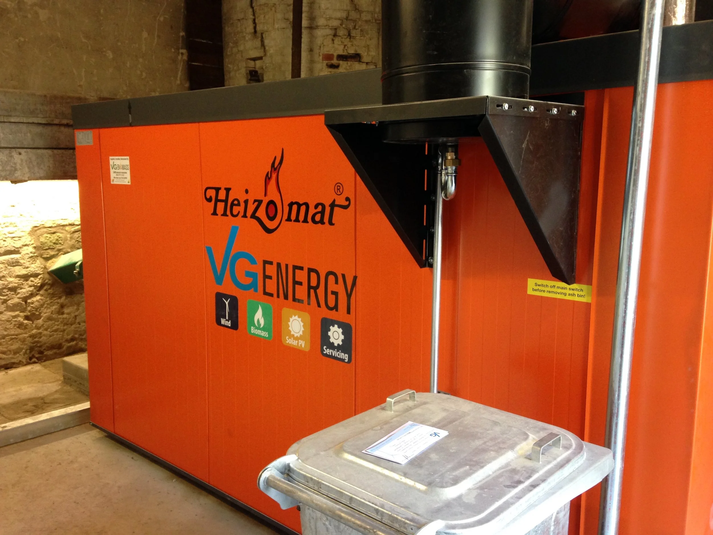 300kw Wood Biomass installation in a Grade listed Building.  This system replaced 20,000 litres of fuel oil per year