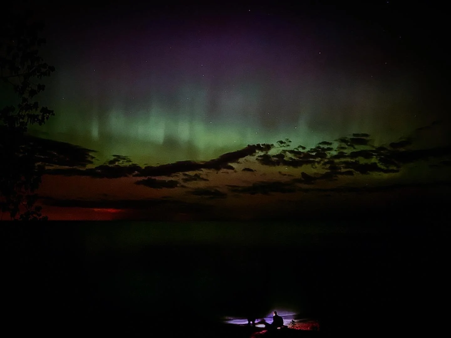 That was different. 

I pretended to be @neem73 tonight with a cool visual aid. It&rsquo;s not Iceland, but it was pretty neat nonetheless. 

#northernlights #northernlightsphotos #northernlightscleveland #neo #northeastohio #loraincounty #ohio #weat