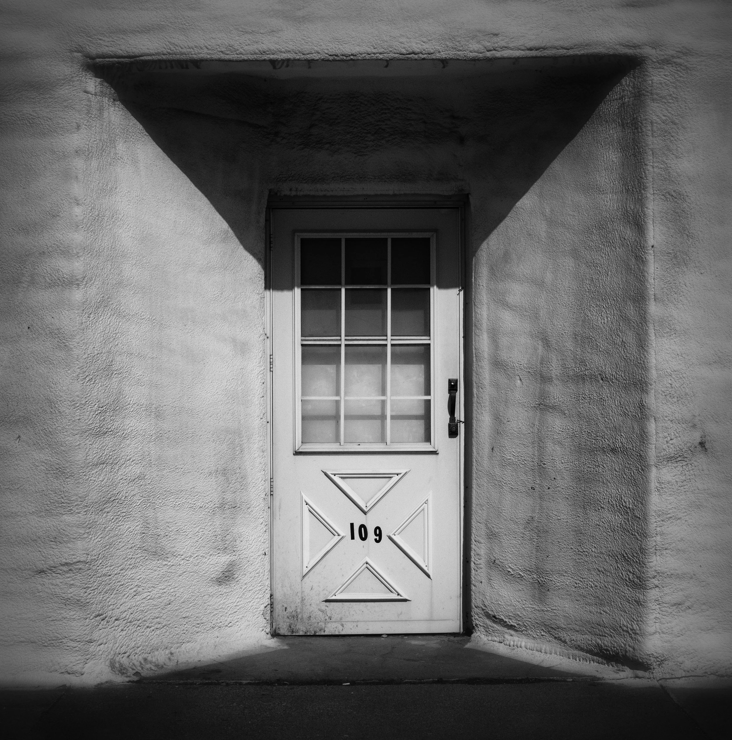 109 E Central.jpg