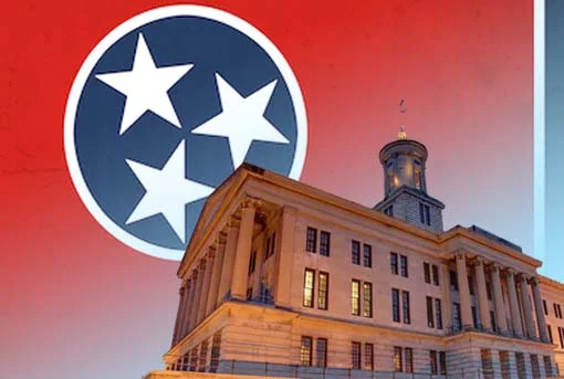 TNCapitolWFlag.jpg