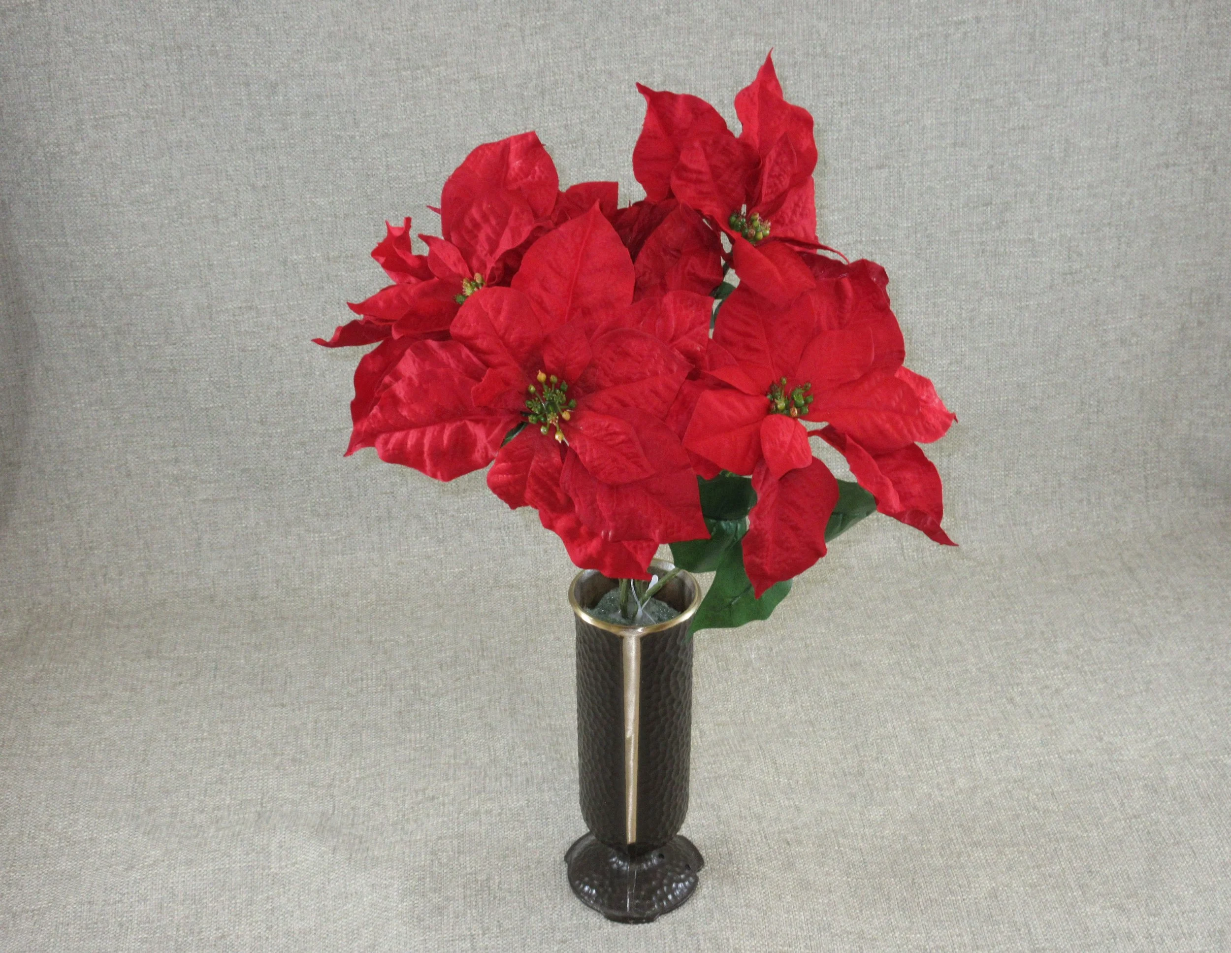 Small All Poinsettia Bush - XPO190