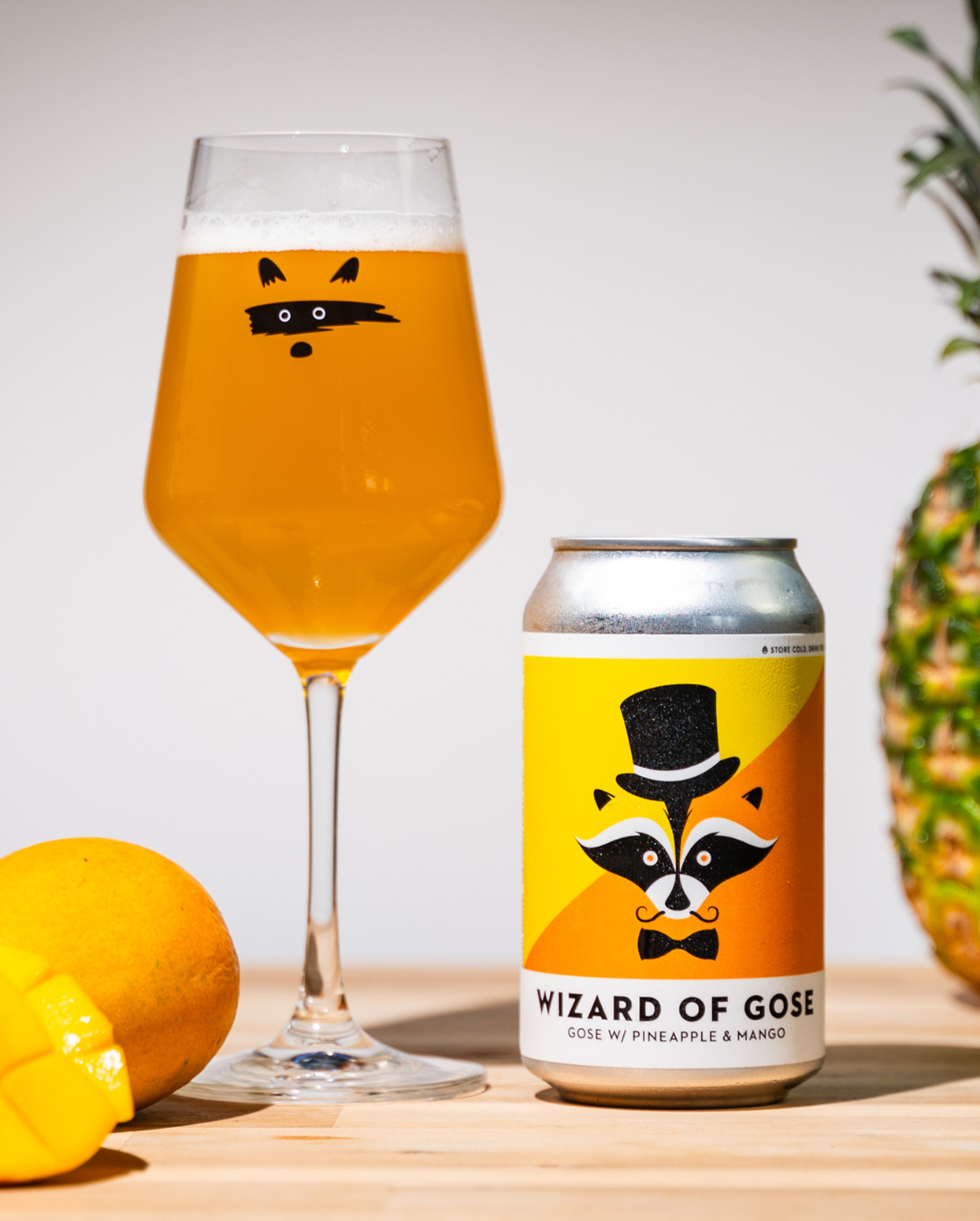 smWOG PINEAPLE AND MAGO.png