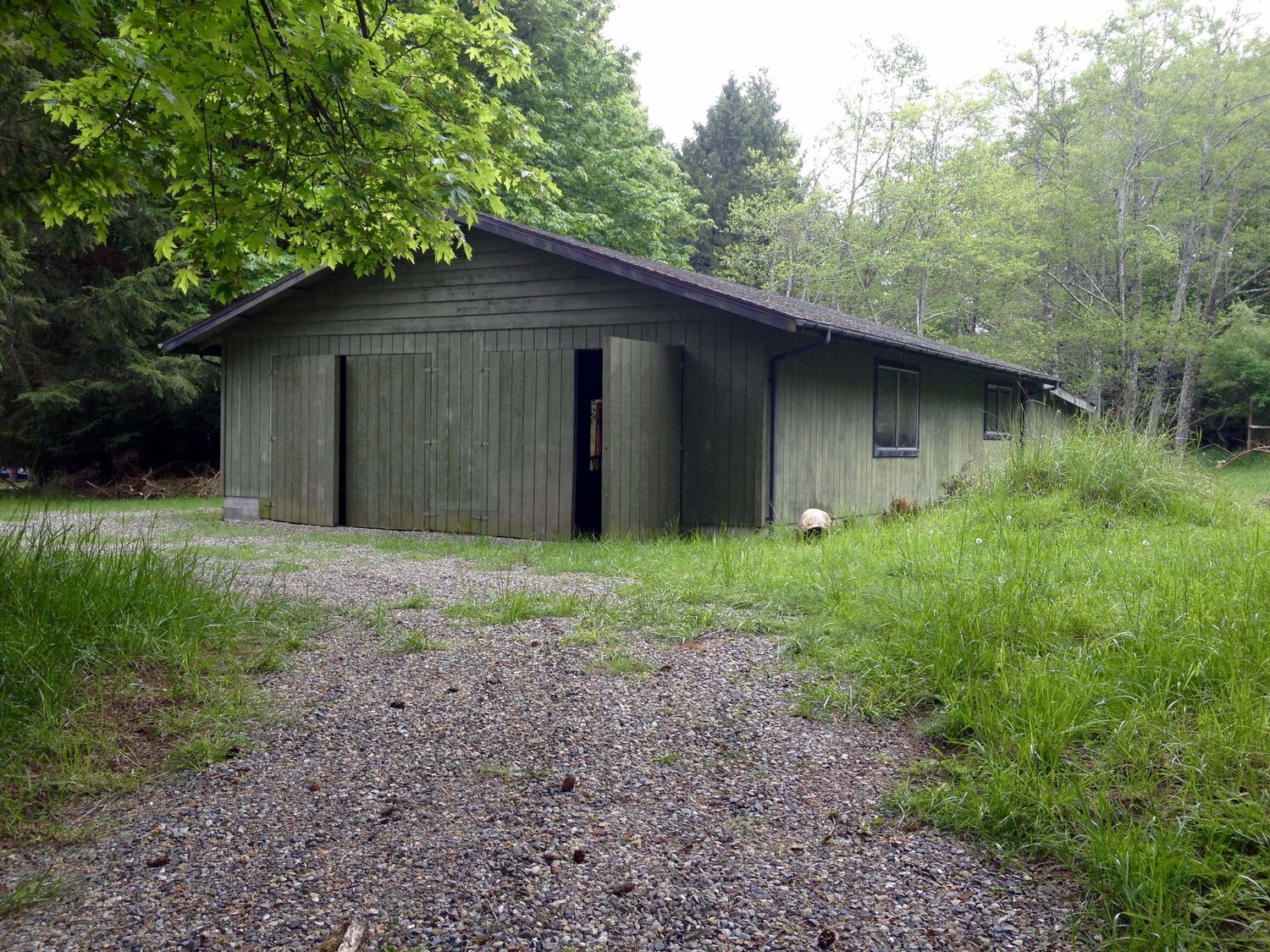  Existing garage 