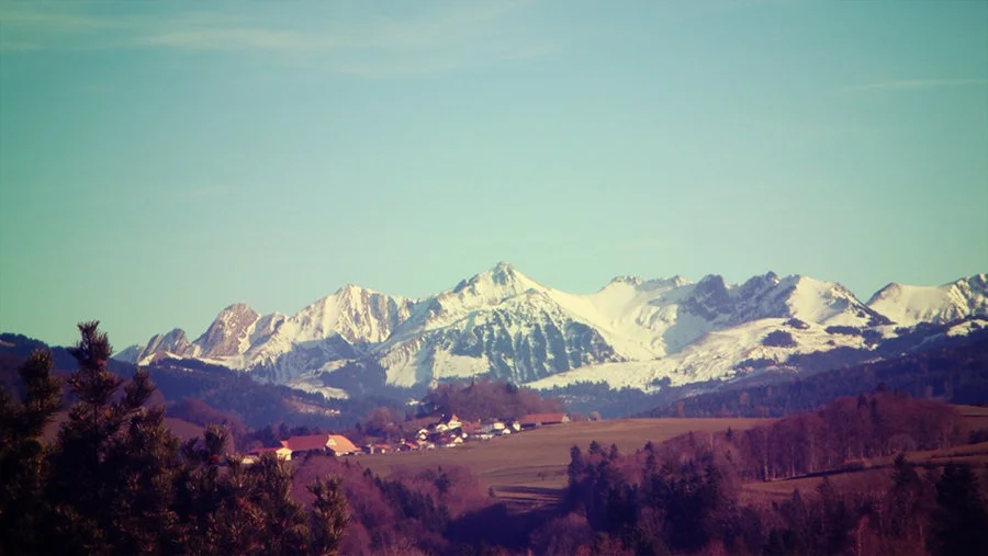vintage_mountains_by_ctd_official-d38xyo1.jpg