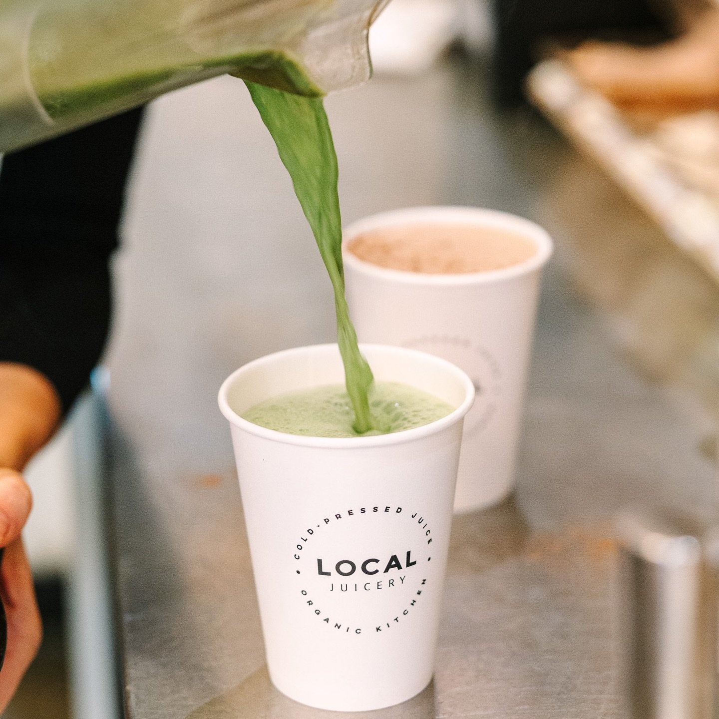 Matcha, cacao, turmeric and adaptogens for the win. No processed sugars, no seed oils, just quality ingredients and lots of choices 🤍