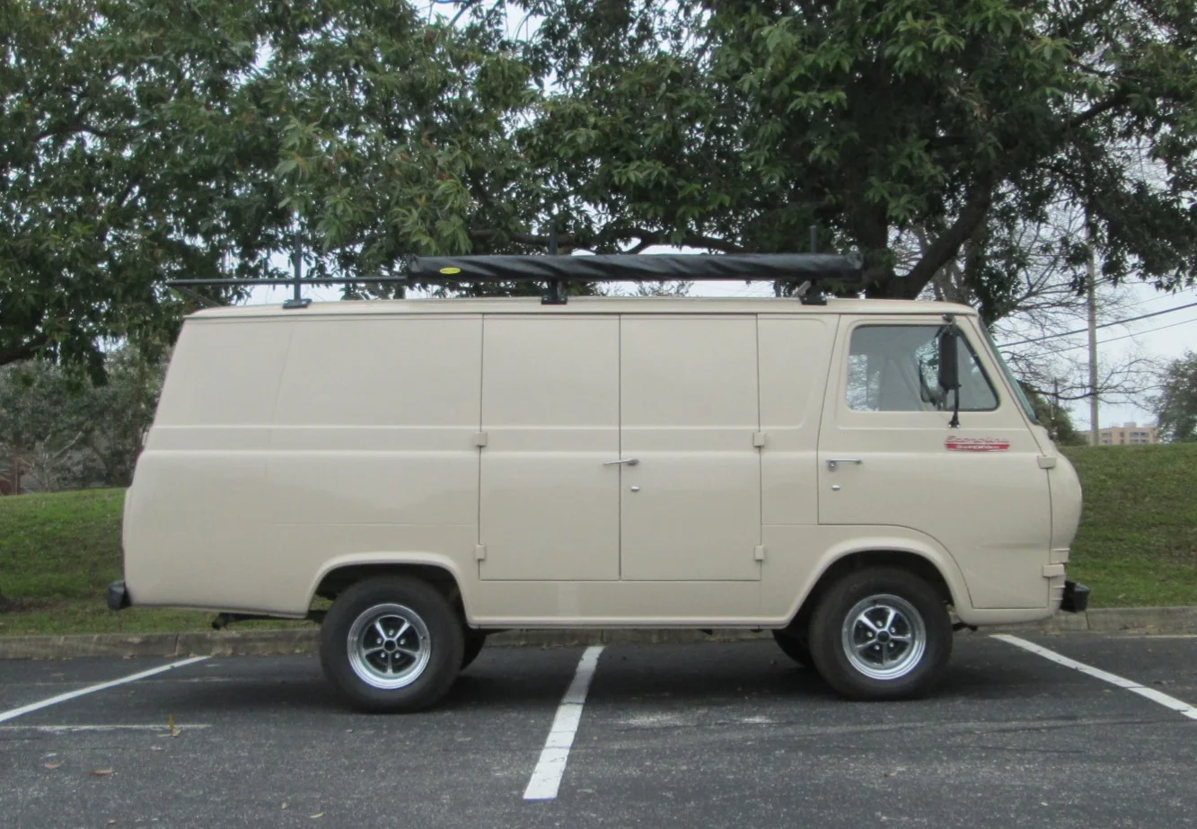 ford econoline supervan