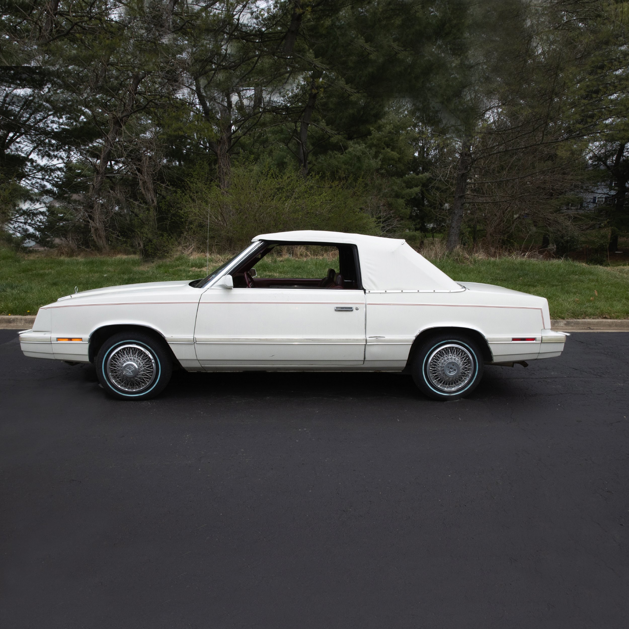 001-85 LeBaron.jpg