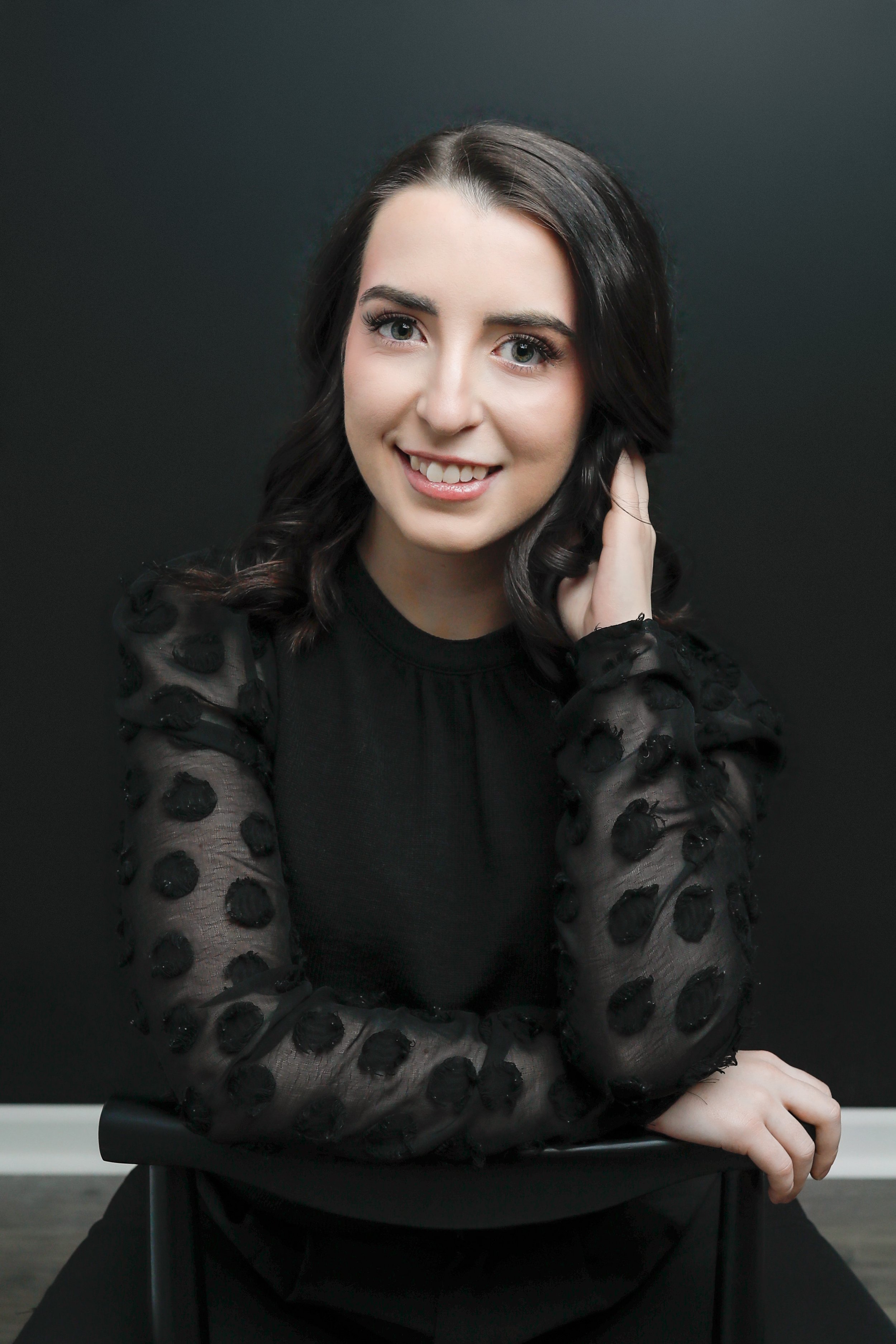 Medical aesthetician at Venustas Immortalis Med Spa in Milton, Wisconsin providing acne treatments and facials