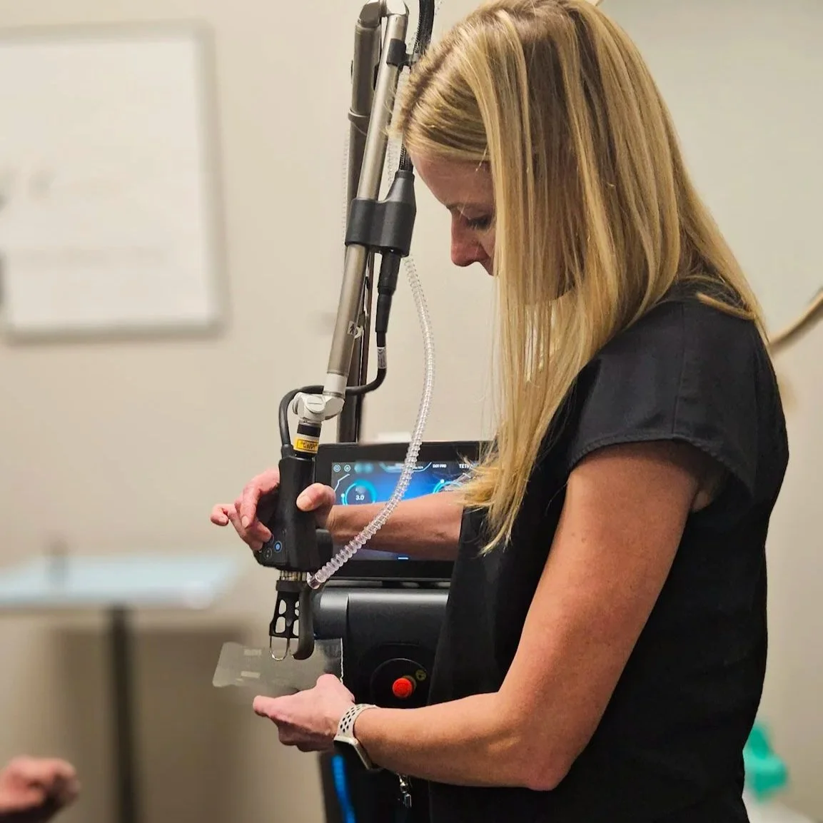 laser skin rejuvenation at Venustas Immortalis med spa in dubuque, iowa