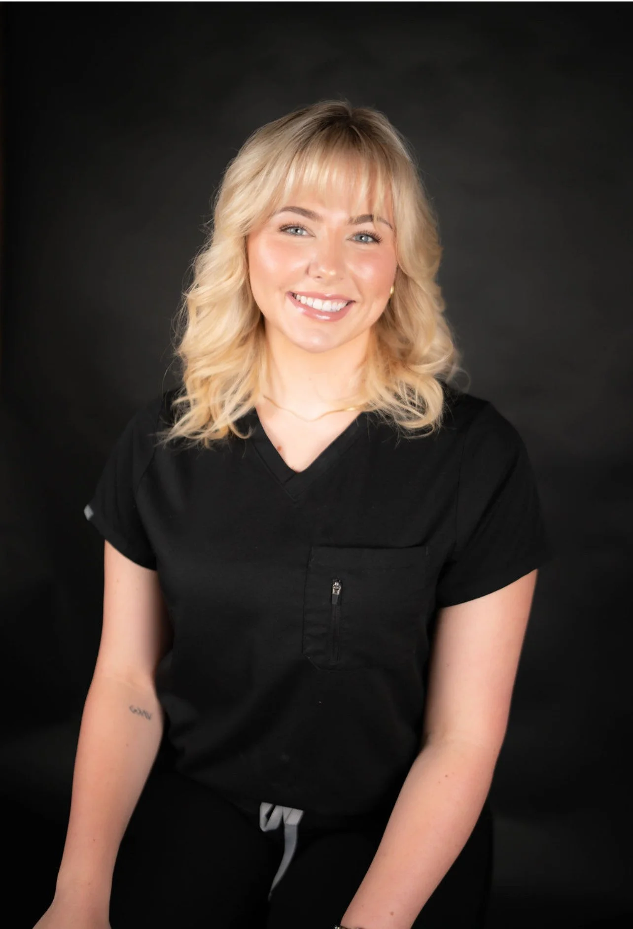 Medical aesthetician at Venustas Immortalis Med Spa in New Glarus, Wisconsin providing acne treatments and facials