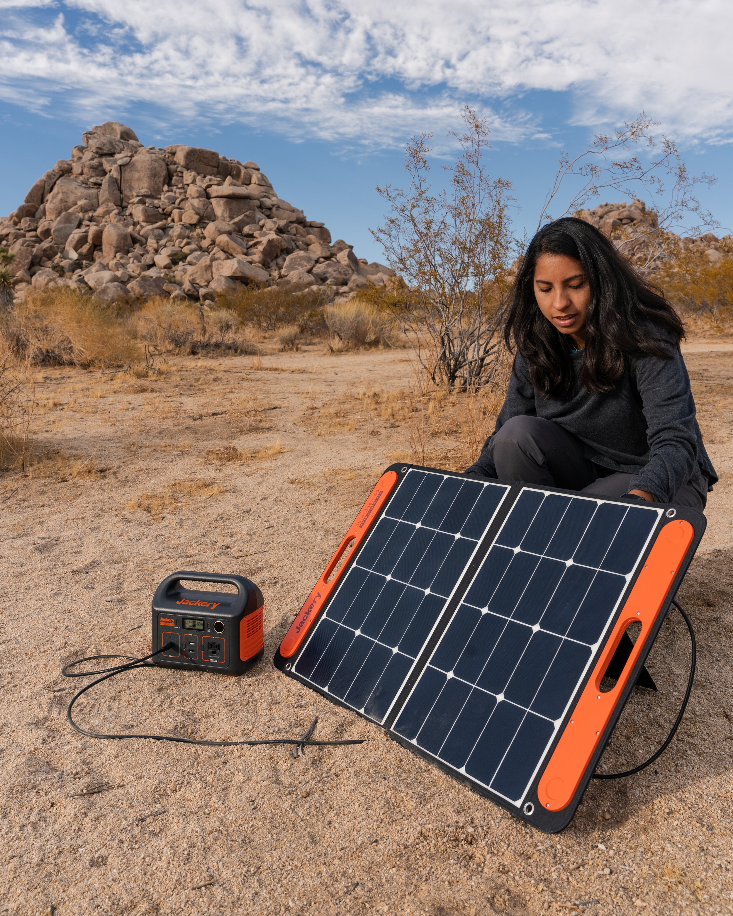 E240 Solar Charging-4.jpg