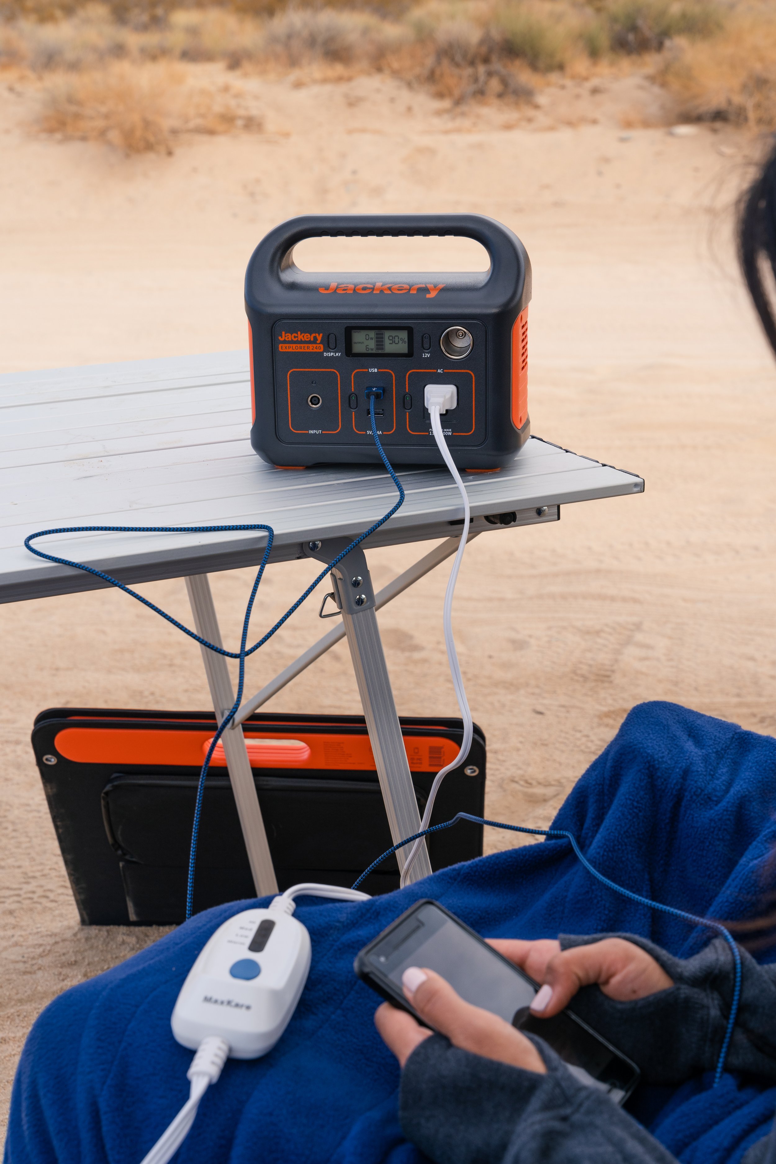 E160 Solar Charging-1.jpg