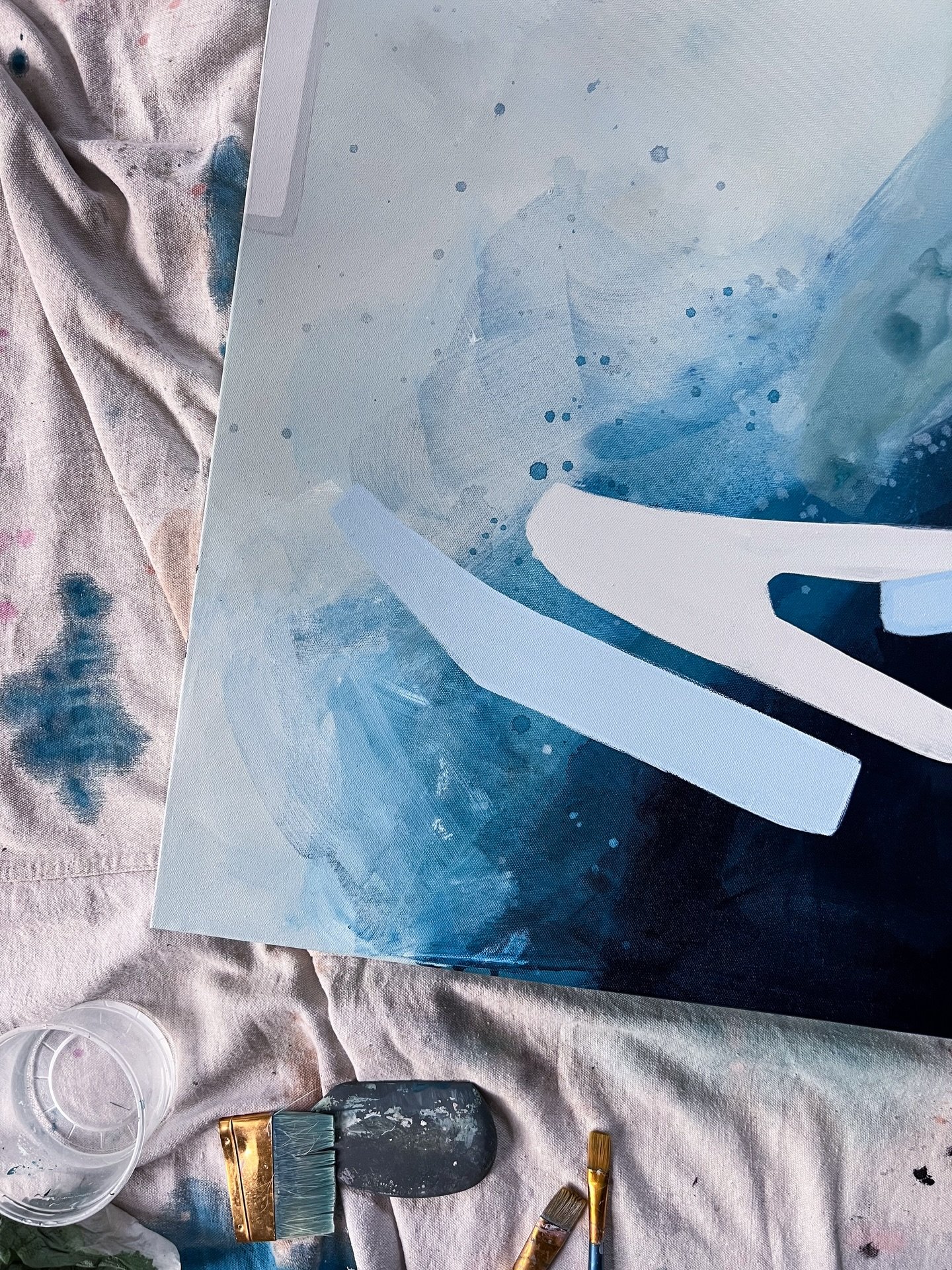 New pieces in the works. One is for a friend. And the other is for y&rsquo;all💙

These big blue beauties are giving me life right now in the middle of this wintry, cold season. I&rsquo;m just leaning ALL the way in to the cool tones and ice energy.
