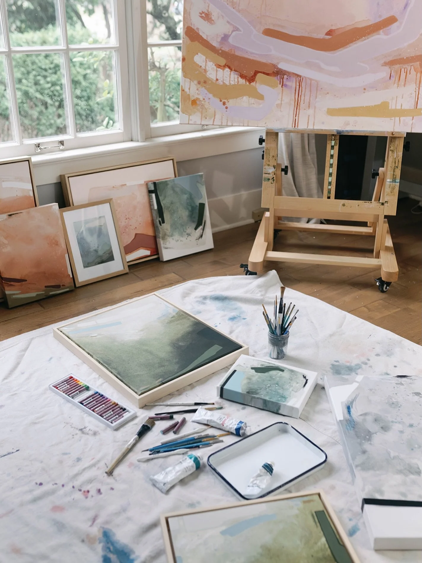 Studio views are the ✨best ✨views

But also UPDATES for you!

I&rsquo;ll be at @nwartalliance Best Of The Northwest Show in Seattle on April 11-12th. So if you&rsquo;re in the Seattle area come see me!
Location: Magnuson Park, Hangar 30

I&rsquo;ve a