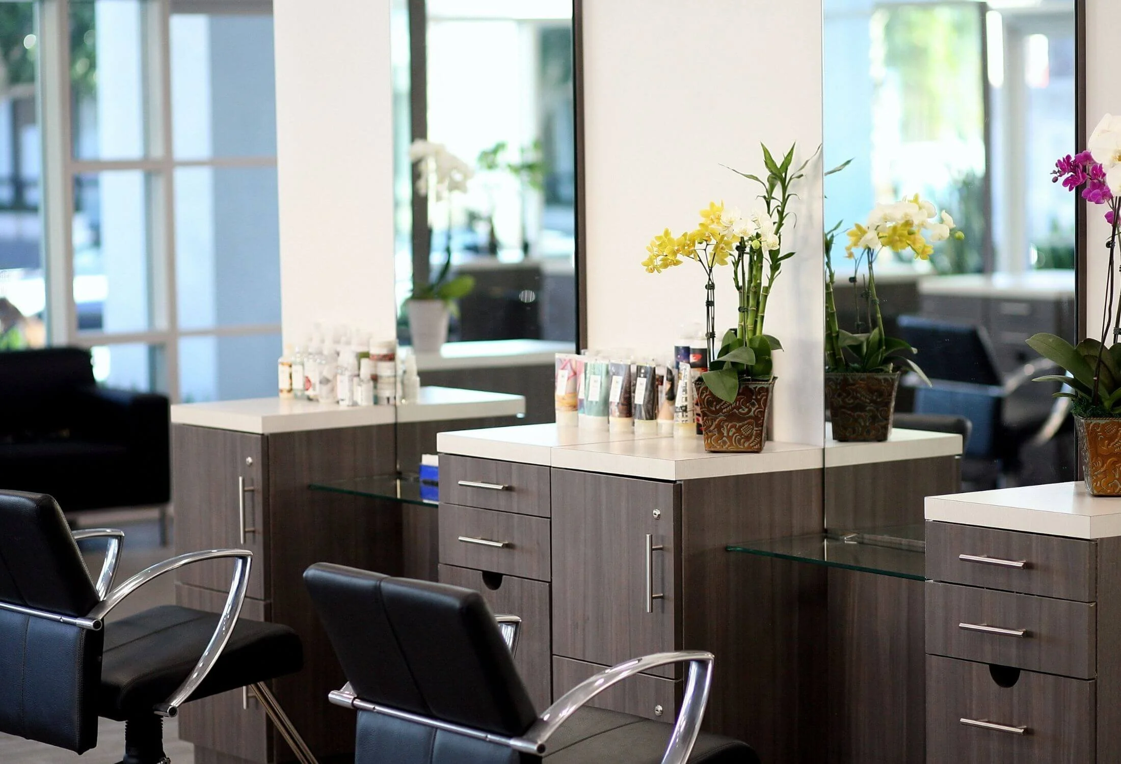 Side-view-salon-chairs-for-daidone-salon-clientele .jpg