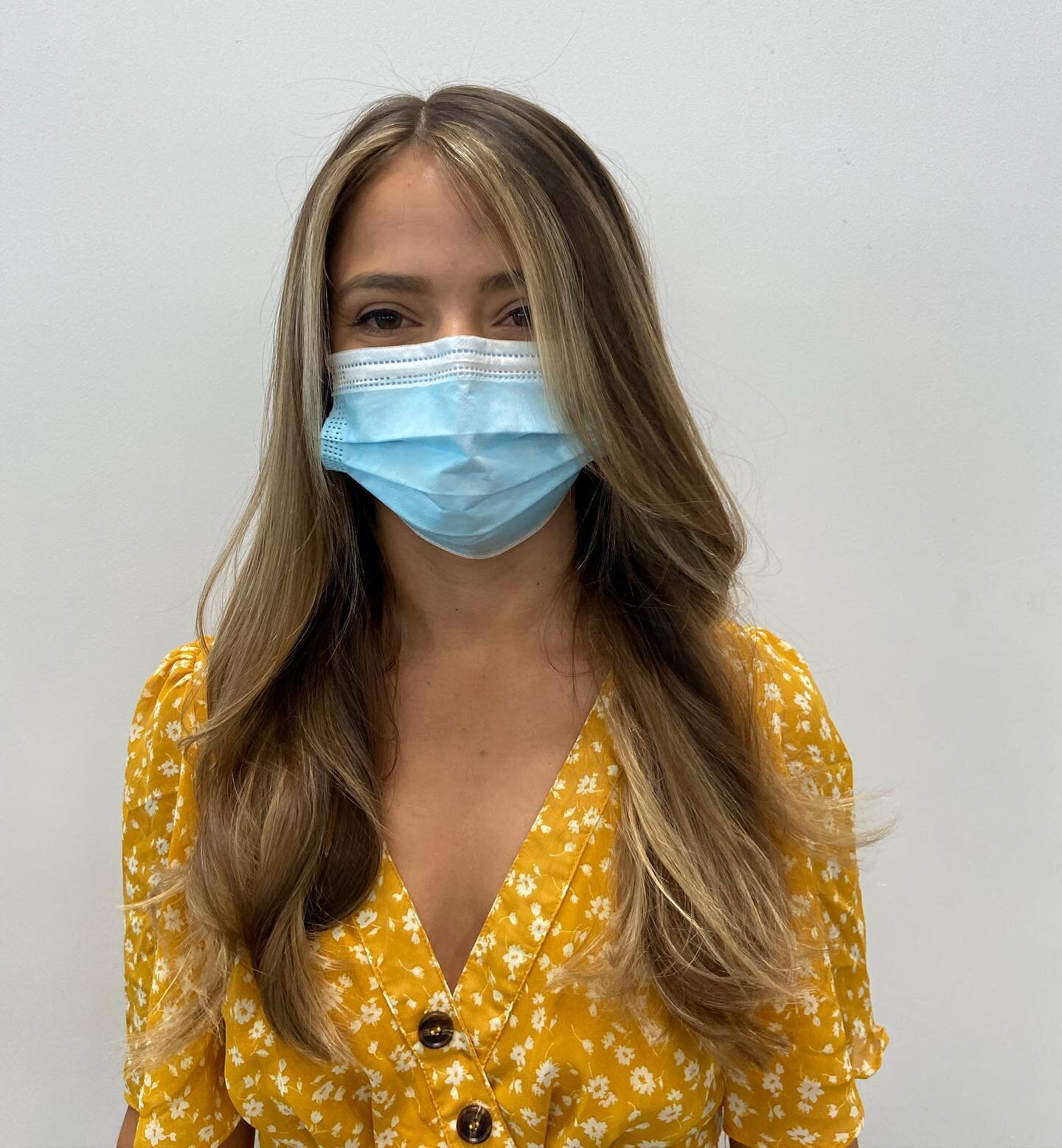 😷Masks off soon! Going out? Yes, you are!🙋&zwj;♀️
Balayage at Daidone!
☎️call us! 310-471-5555 #santamonicastylists #santamonicasalon #daidonesalon #balayagehair #highlights #naturalhaircolorist