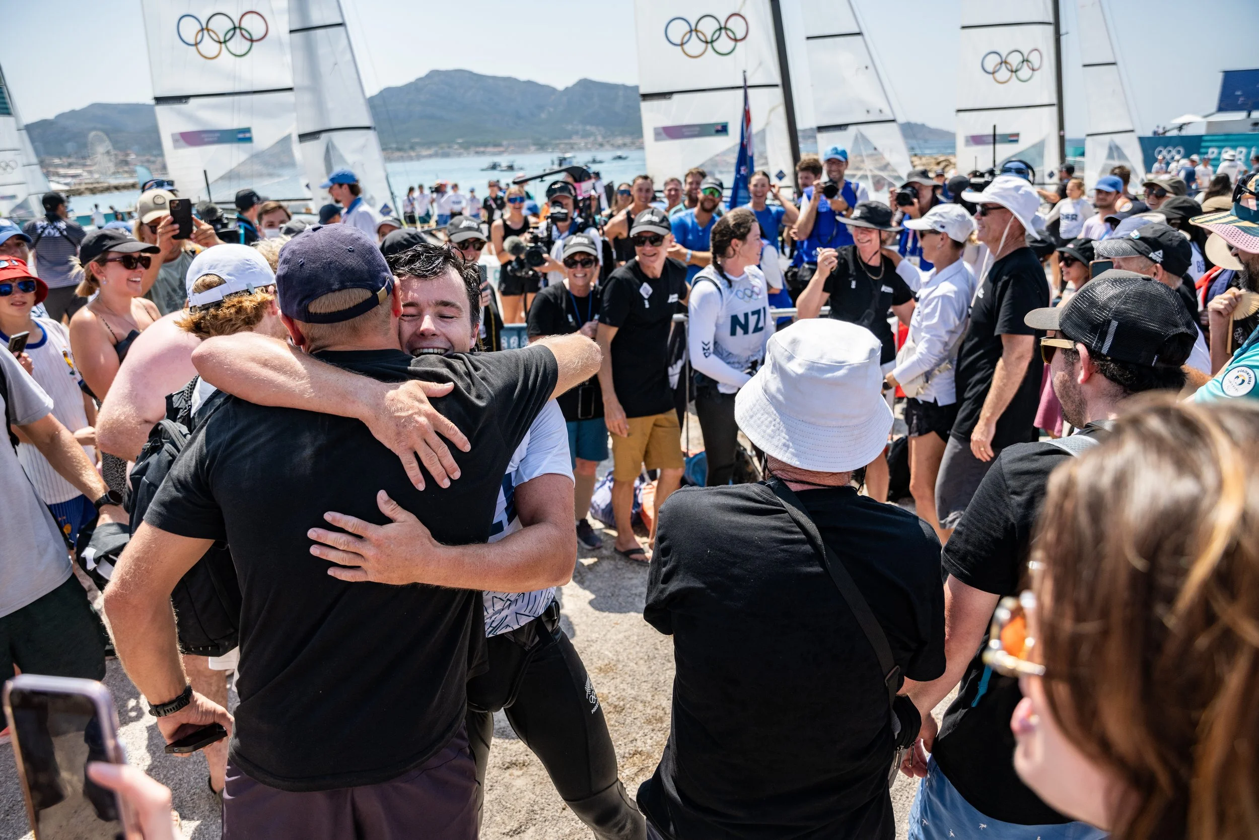 ParisOympics_Spectators_August8_PLINE-14.jpg