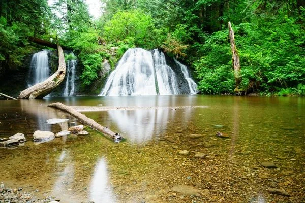 waterfallpic.jpg