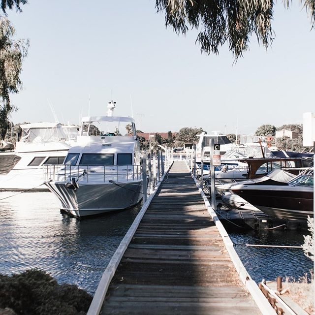 The water is calling. Just a few steps from your bedroom door﻿, the Swan is a feature of every stay at Pier 21﻿
.﻿
.﻿
.﻿
#pier21fremantle #fremantlehotel #swanriver #northfremantle #fremantle #perthhotel #perth #waterfront #hotelview #hotellife #rive