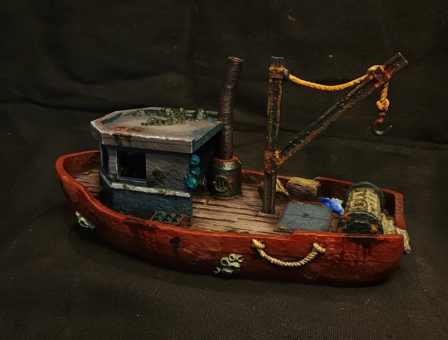 Big shoutout to @joshearl1 for bringing our Fishing Trawler from AEDOCK19 to life with an incredible print and paint! #3dprinted #3dpaint #3dpainting #aether_studios #aetherstudios