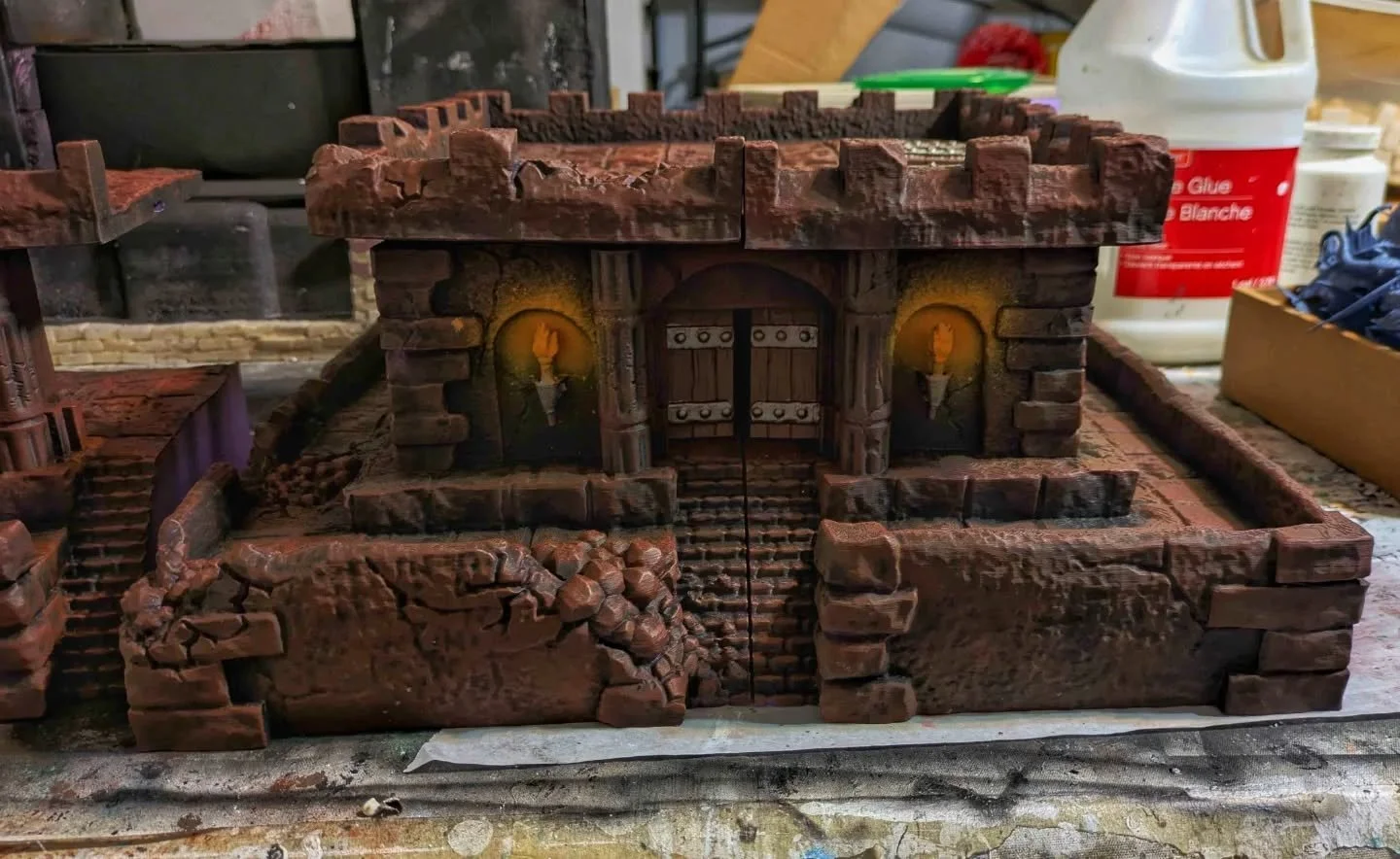 Thanks to @arcadius.prime for this amazing print and paint of AEAACH06 - Tindar's Manse. #3dprinteddndscenery #aether_studios #aetherstudios #3dartist #3dprinted #3dterrain #3dpainting #dungeonsanddragons  #tabletopterrain #miniaturepainting #terrain