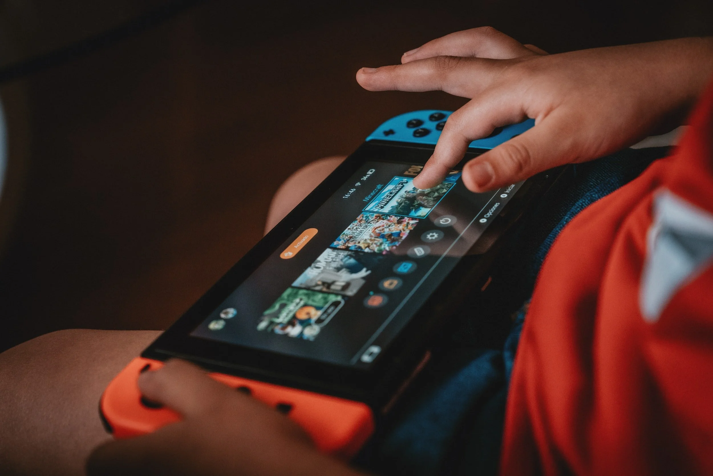 Digital Play Therapy: Minecraft, Group Play Therapy and Neurodiversity