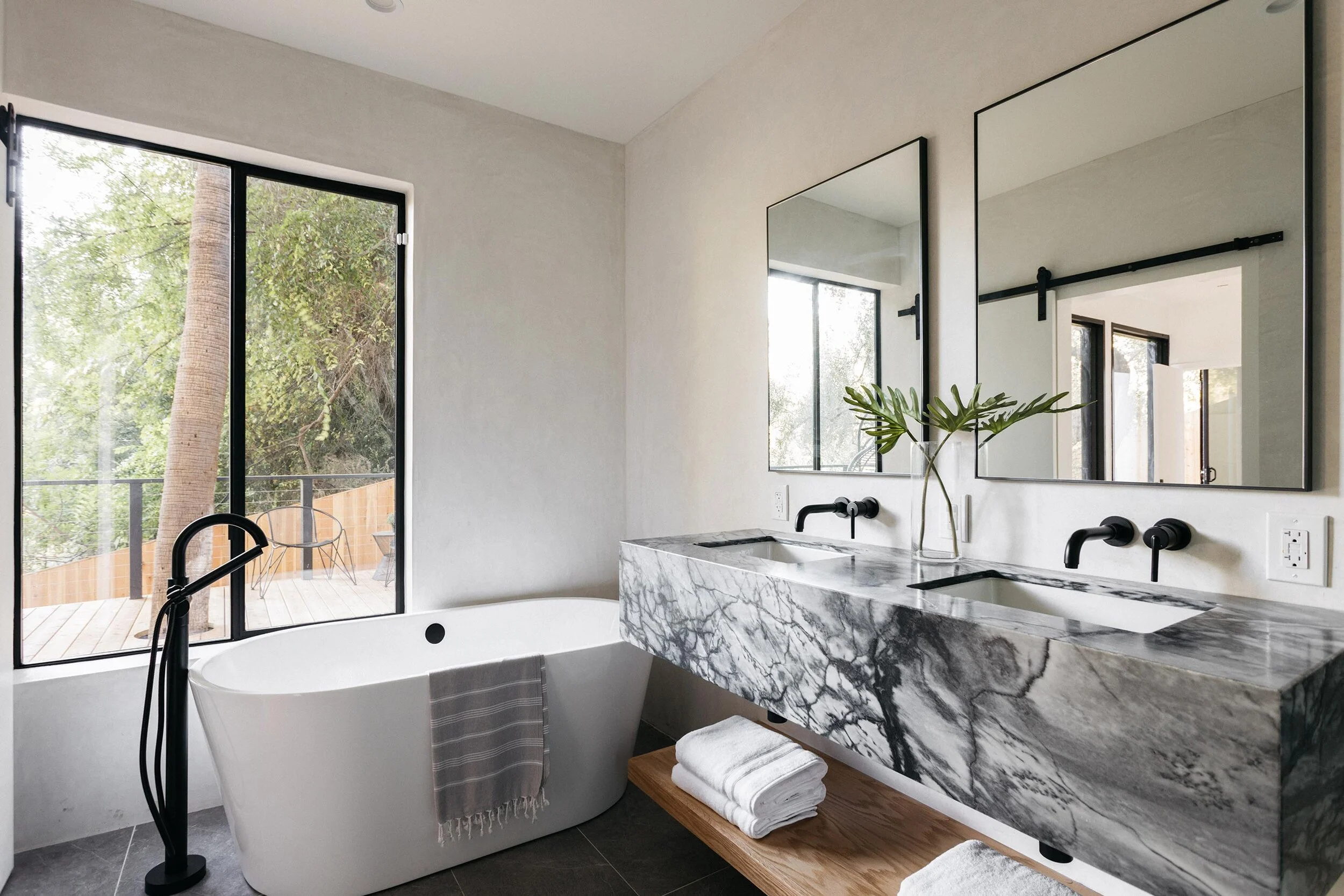 4730 San Rafael Ave MLS - virtuallyherestudios.com-47.jpg