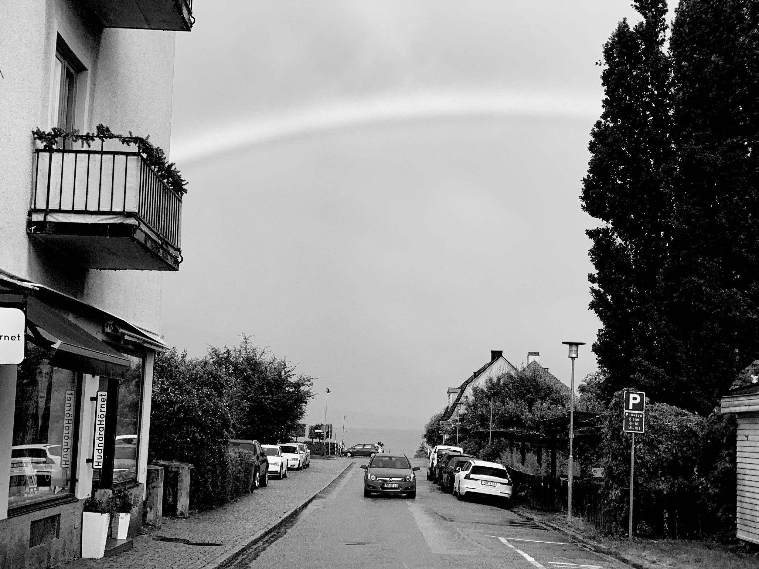 Alla stannade.