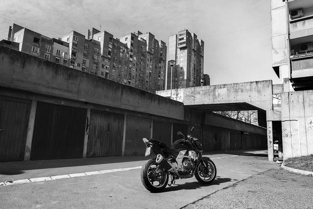 motortbikesqaurespace.jpg.webp