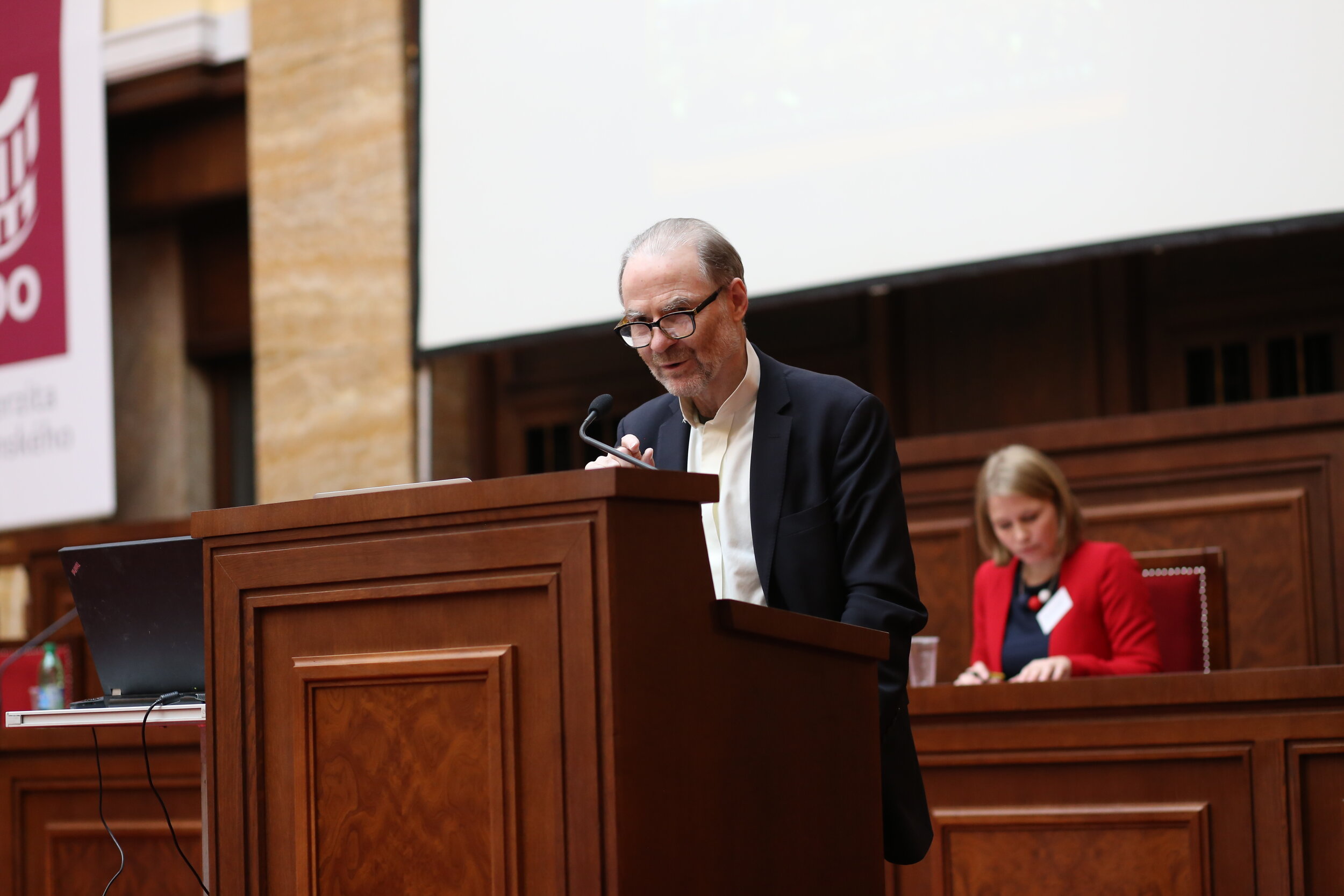 INTERVIEW: Timothy Garton Ash on Slovakia: “You are now leading the way in Central Europe”