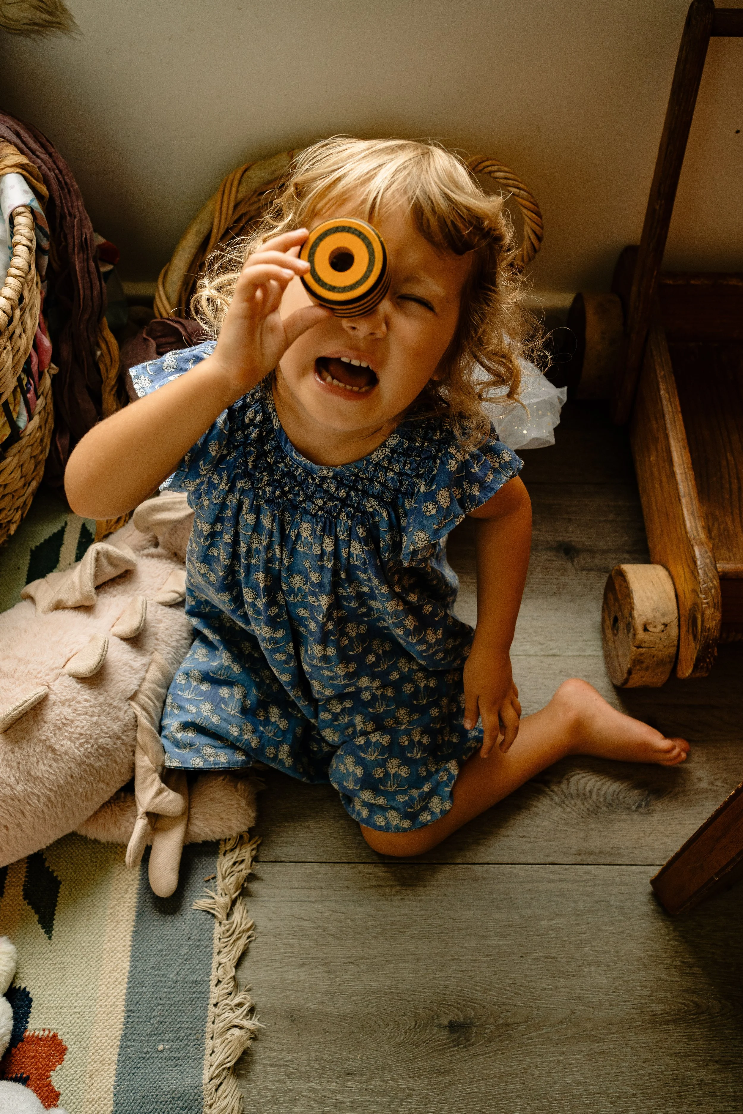 portrait photo, offering family photography, wedding photography and women's photography portraiture