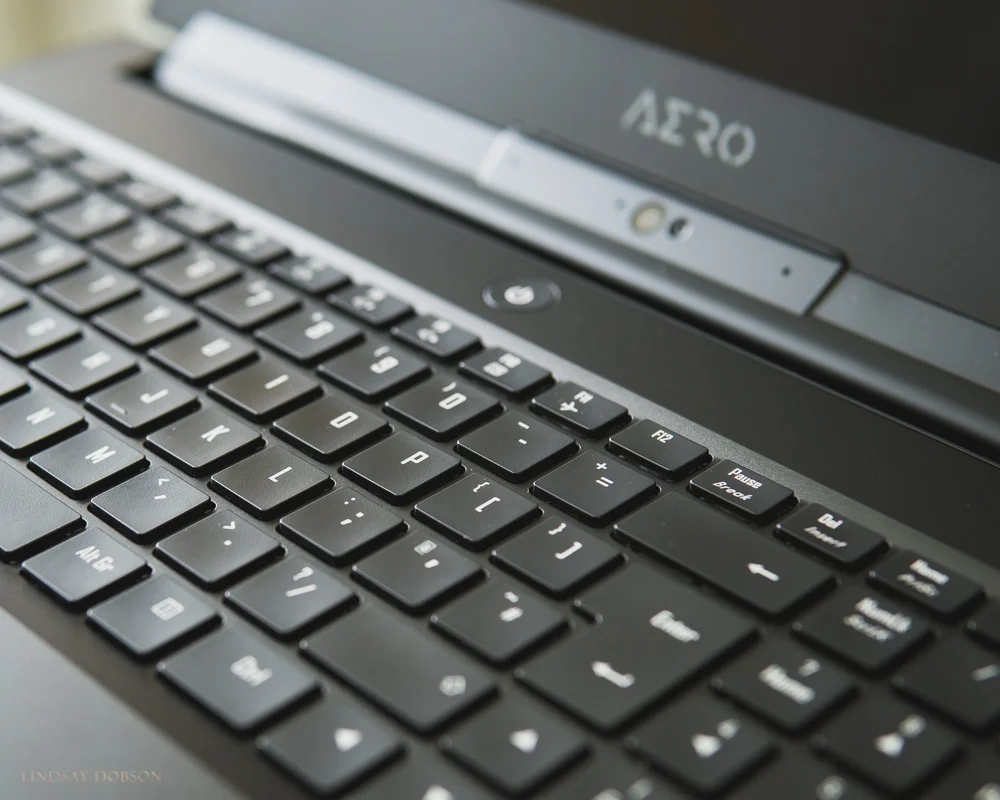 A tactile and responsive keyboard is vital in my opinion - the 15-X9 Aero’s keyboard is better than expected, in fact it’s a pleasure to use