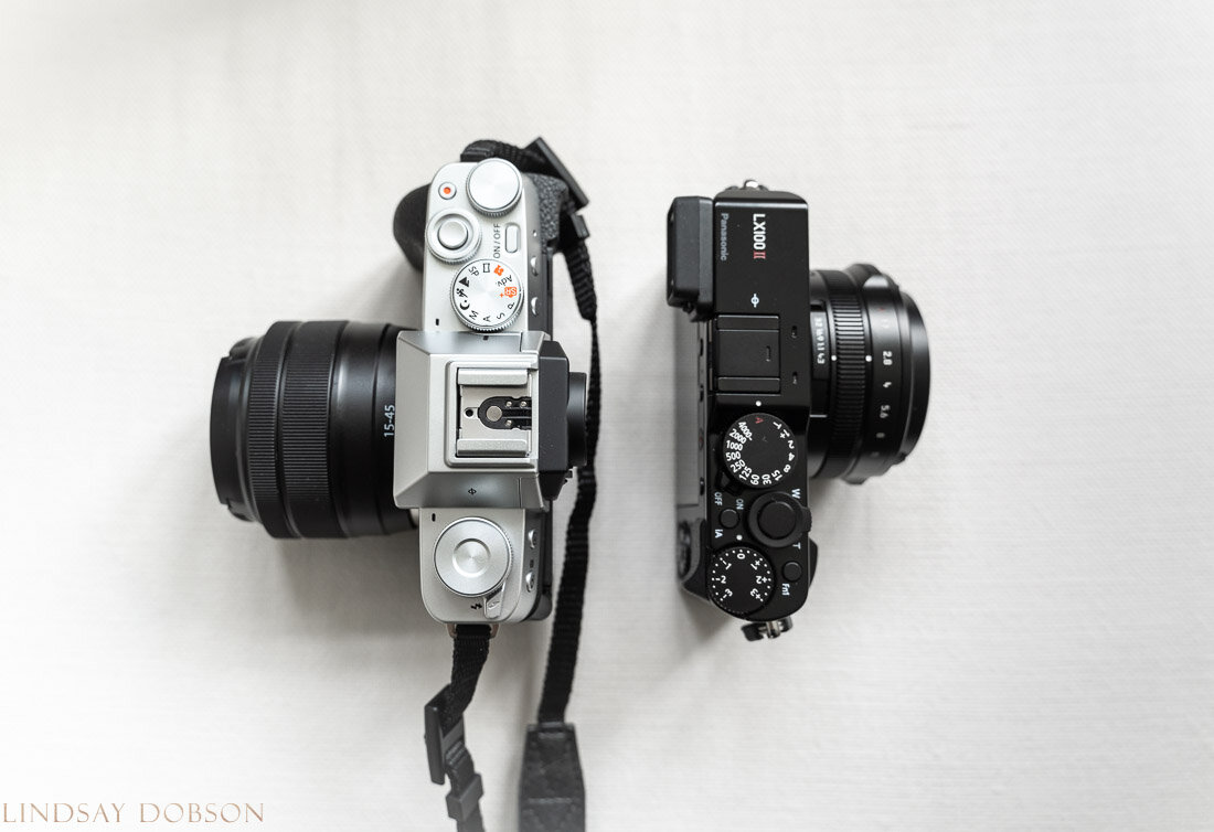 dorst Verstikkend Verwant Fuji XT200 vs Panasonic LX100 MkII — West Sussex Portrait Photographer