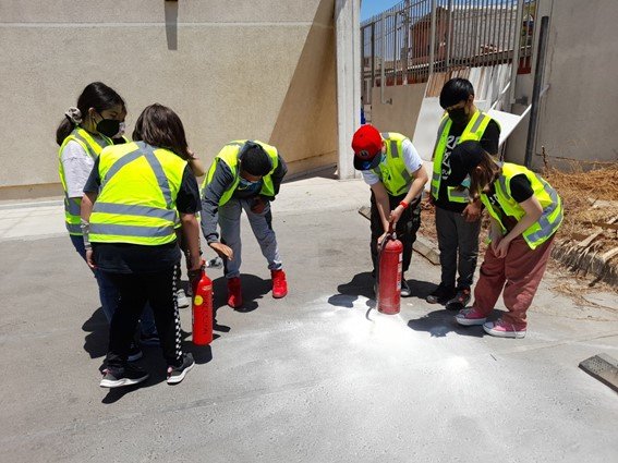 Liceo Artistico - First aid team.jpg