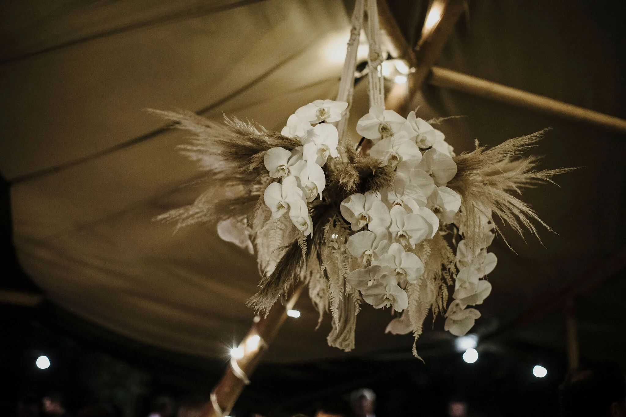 688abi+brent-flossy-eaglebay-wedding-.jpg
