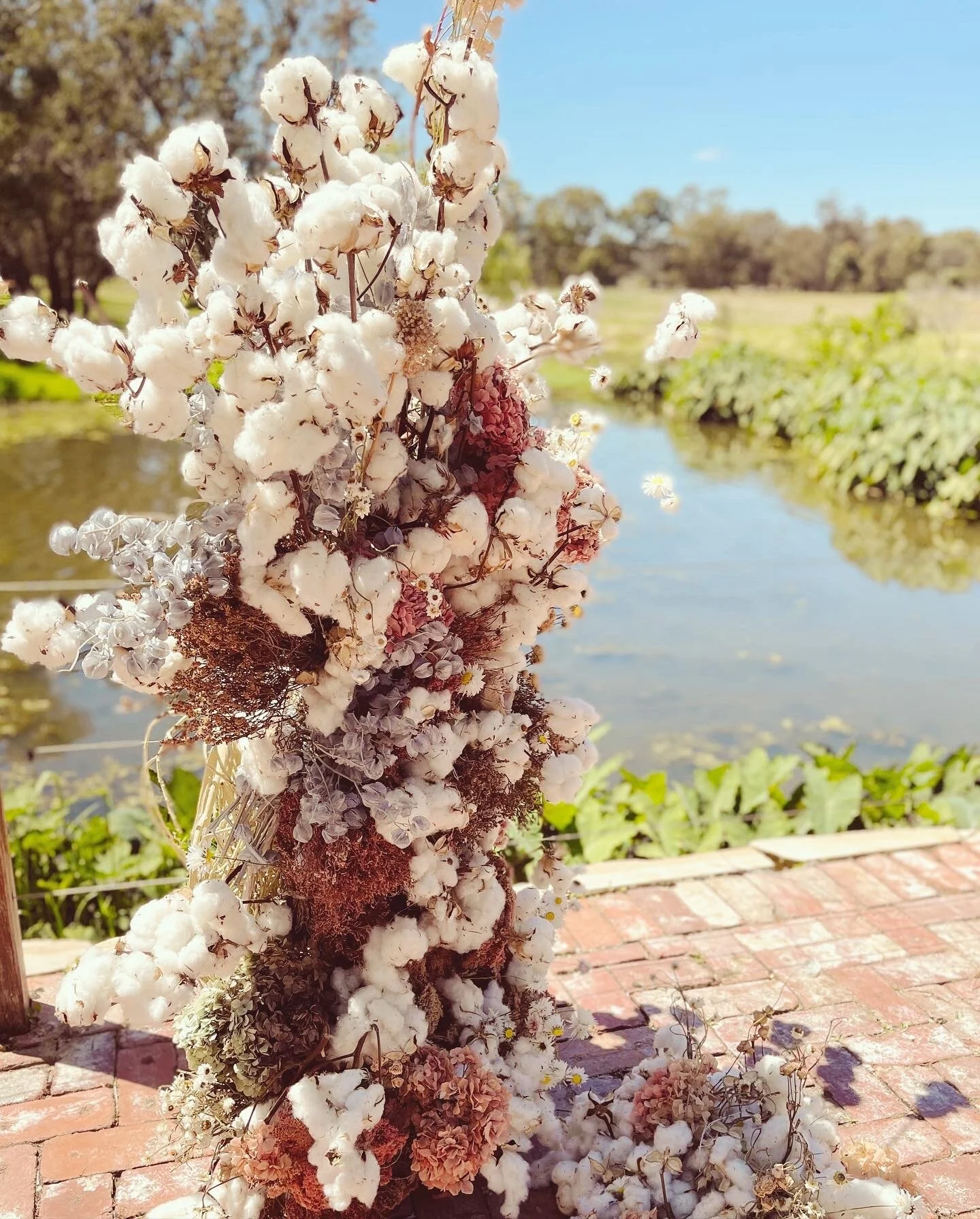 6E366D07-1A2E-4080-84A6-48C1F7DF18C1