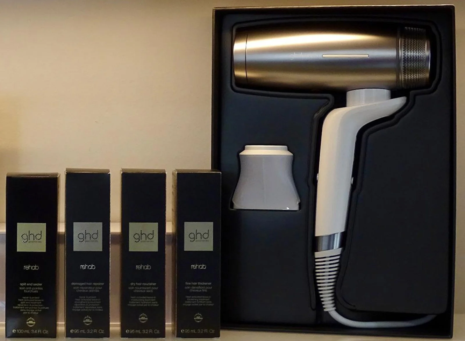  GHD – Good Hair Day Produkte im Salon Haarscharf Fehmarn. 