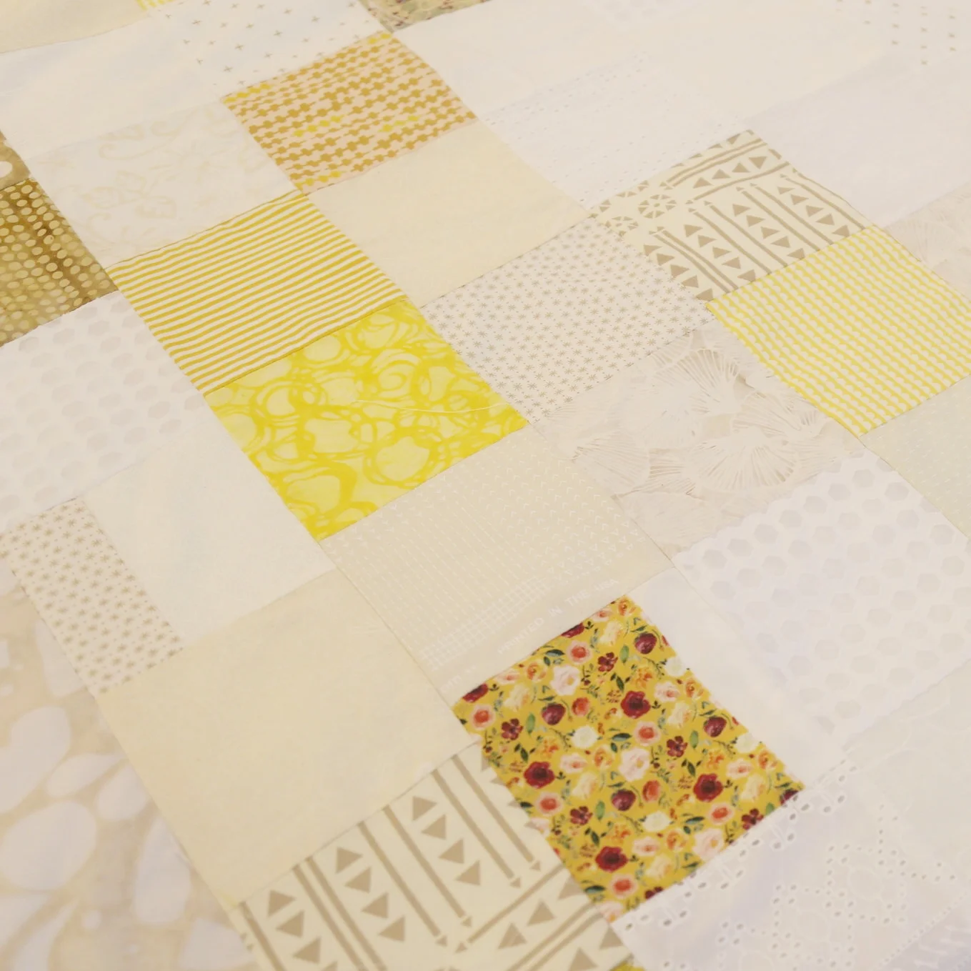 Tablecloth_Summer Yellow-01.JPG