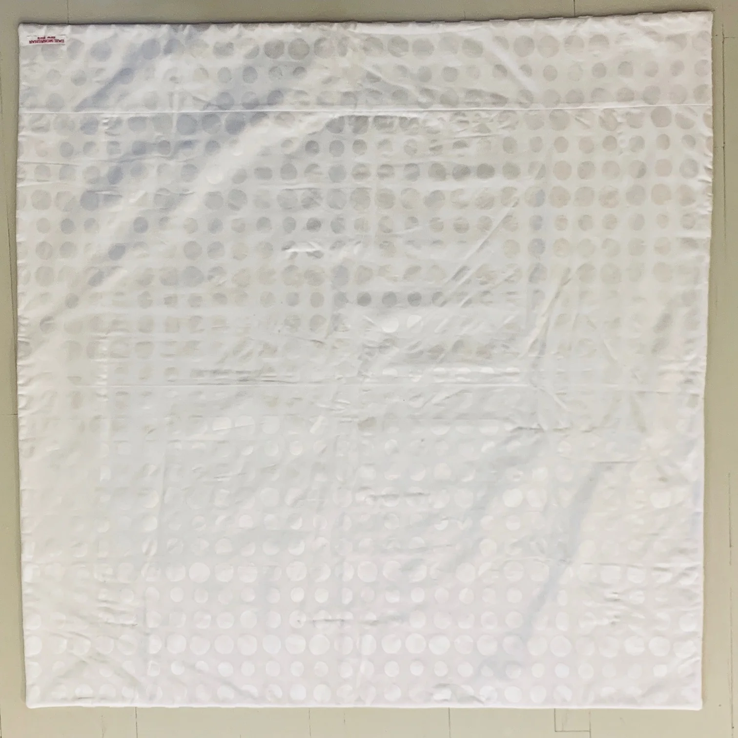 Multi-texture white eyelets_03.jpg