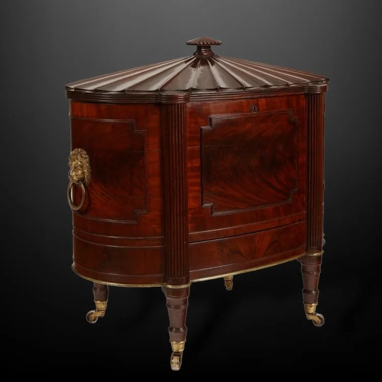 gillows George III Mahogany cellaret