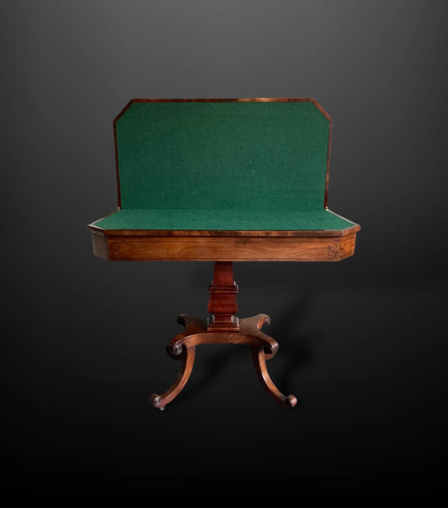 19th Century Federal Mahogany Card table.JPG