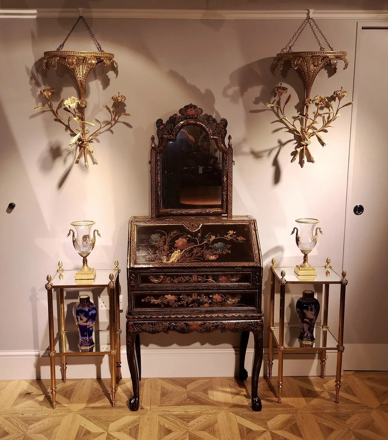 lacquer bureau (2).jpg