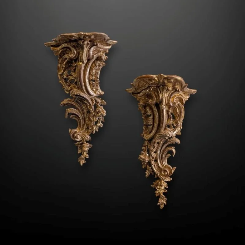 pair giltwood brackets A.JPG