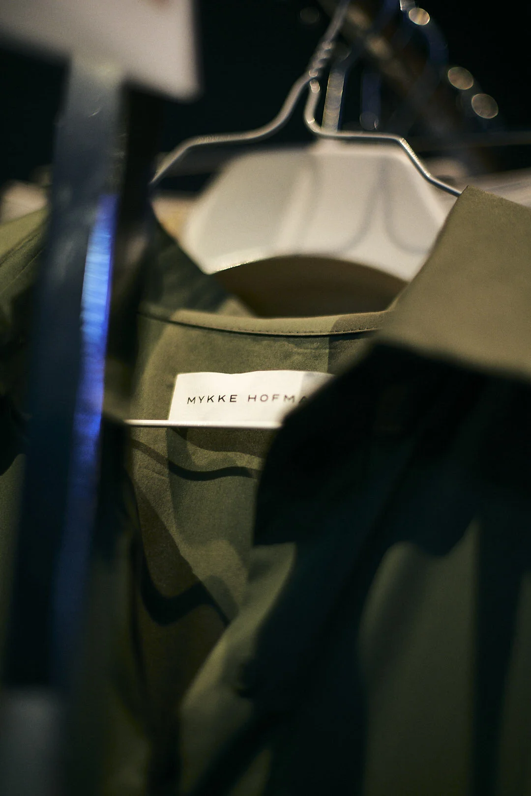 cut01_082.jpg