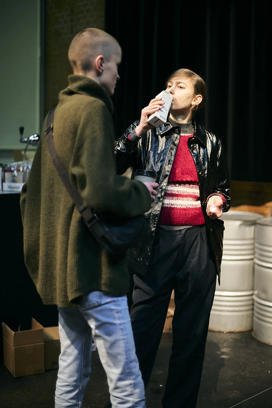 cut01_199.jpg