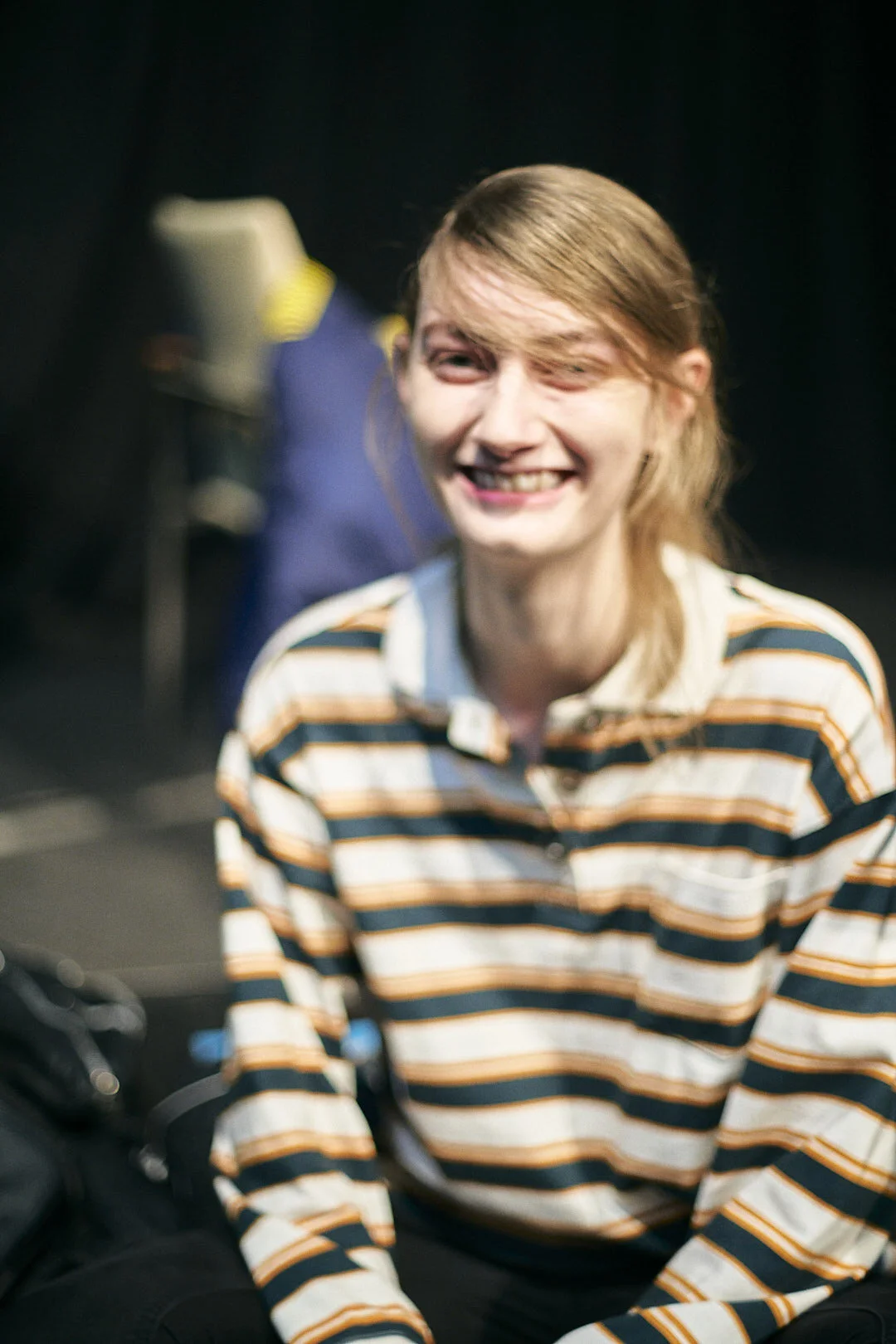 cut01_253.jpg