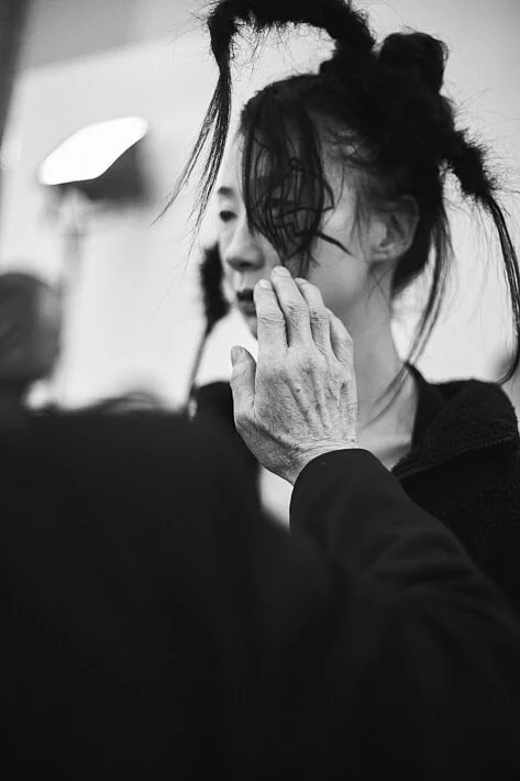 cut01_734.jpg