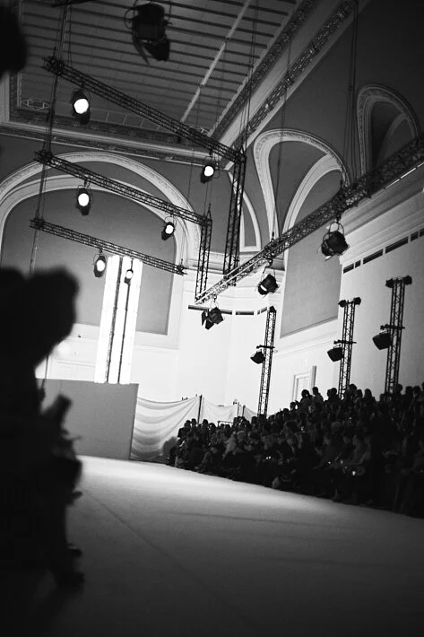 cut01_902.jpg