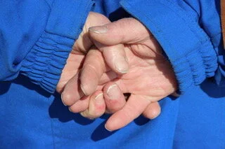 SA Kuhumen eldste hender.jpeg